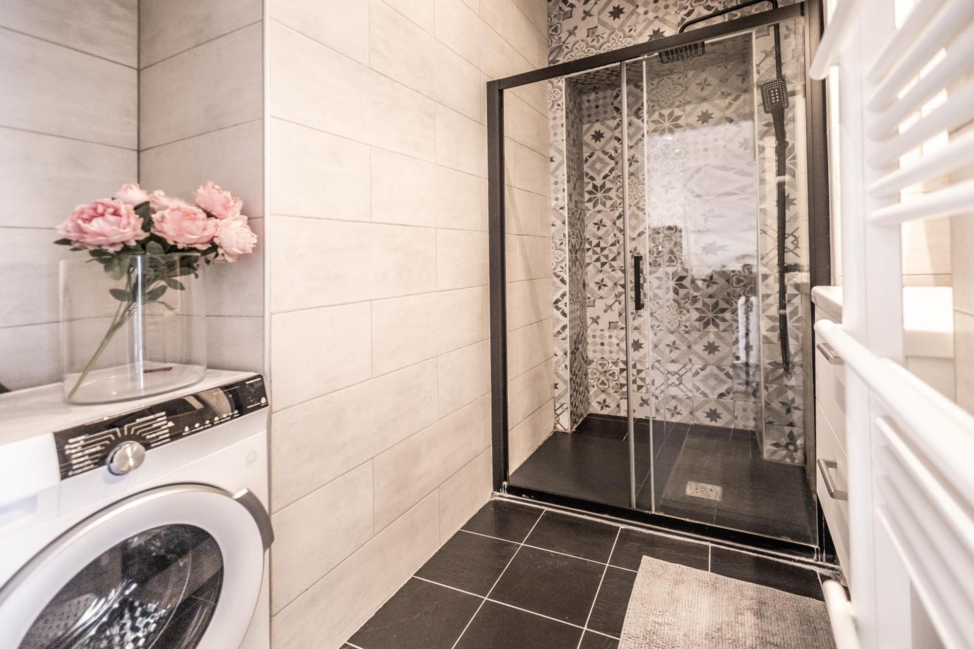 Apartment Smart Monaco Holiday, 6 Pax, Rickeys *